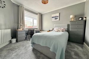 Bedroom - click for photo gallery